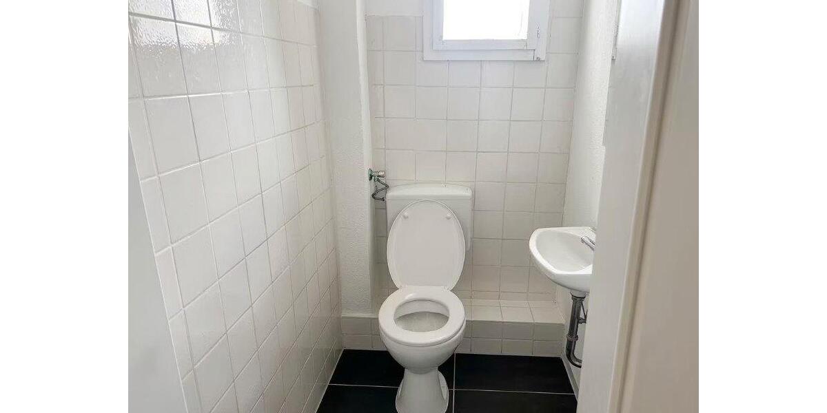 Dachgeschoßwohnung Alsfeld - 4 Zimmer, 105 m&sup2;, 900&euro; | Angebot:26547493