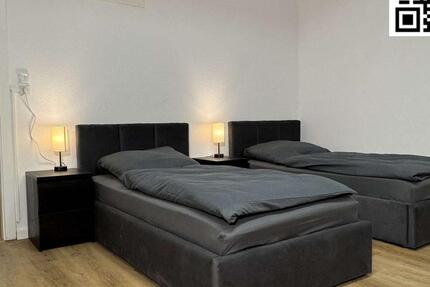 Zentrale 3-Zi-Wohnung D'dorf Hbf: Barrierefrei, bezugsfertig, ideal für TeamsMonteure 3 zimmer