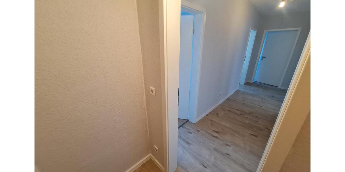 Etagenwohnung Krefeld Cracau - 3 Zimmer, 73 m&sup2;, 775&euro; | Angebot:26697782