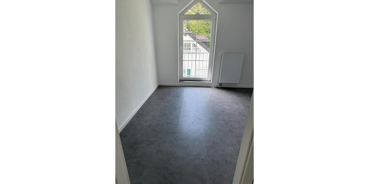 Dachgeschoßwohnung Schalksmühle - 2 Zimmer, 66 m&sup2;, 780&euro; | Angebot:26633222