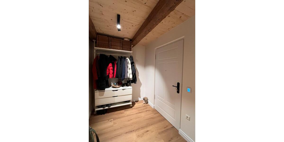 Dachgeschoßwohnung Schierling - 2 Zimmer, 65 m&sup2;, 1.200&euro; | Angebot:25992234