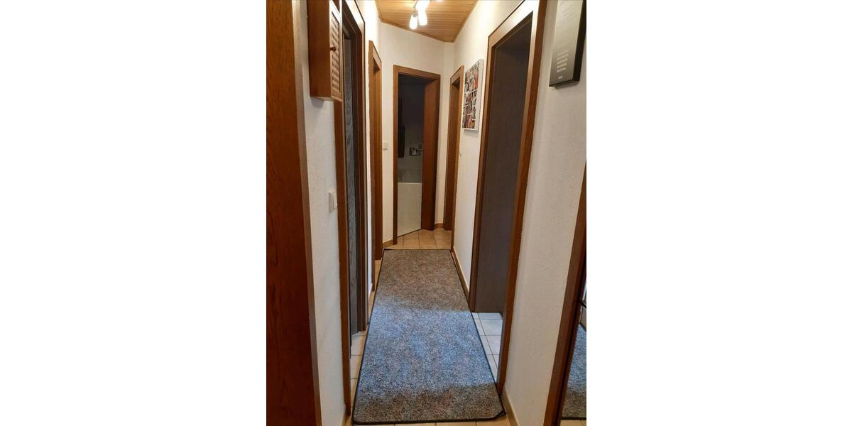 Etagenwohnung Amberg - 3 Zimmer, 83 m&sup2;, 820&euro; | Angebot:26504072