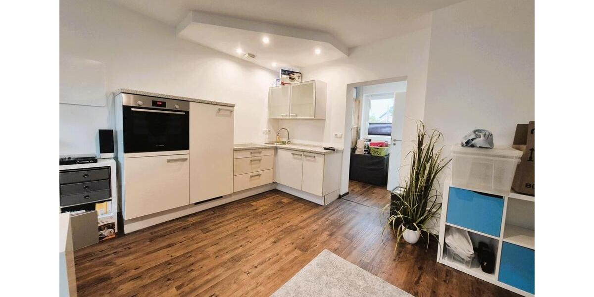 **EIN NEST**SÜSSES ZWEI-ZIMMER-APARTEMENT MIT KÜCHE FÜR -1- PERSON*** 2 zimmer