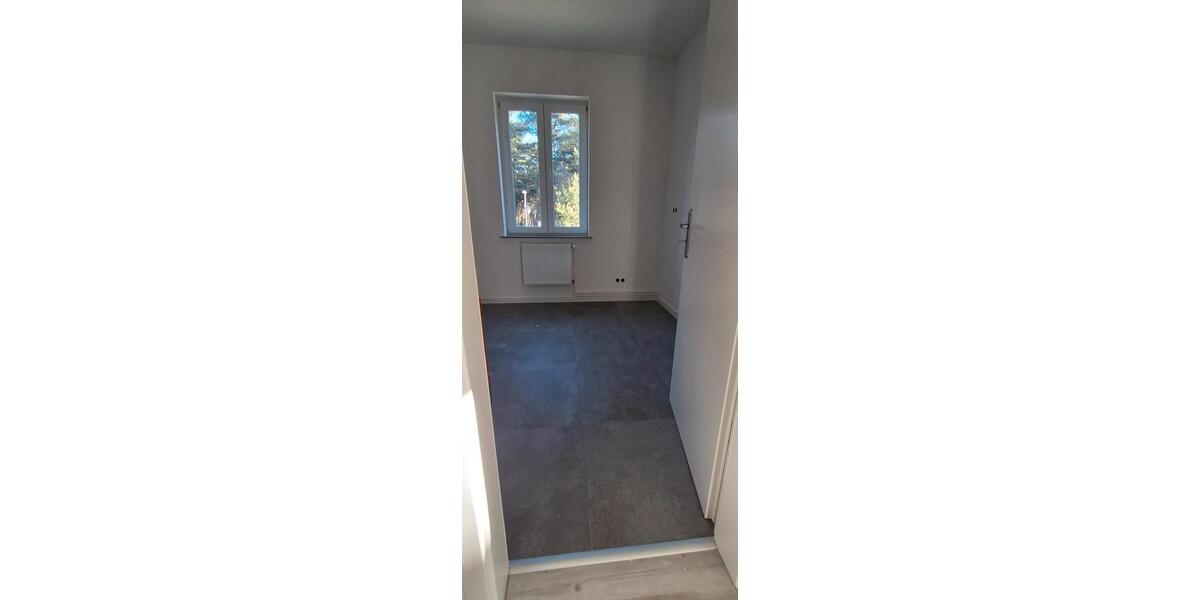 Etagenwohnung Bad Schmiedeberg - 3 Zimmer, 68 m&sup2;, 374&euro; | Angebot:26056313
