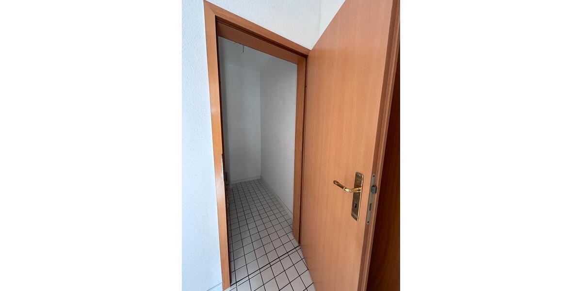 Dachgeschoßwohnung Wittenberge - 3 Zimmer, 75 m&sup2;, 603&euro; | Angebot:26677791