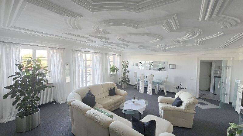 Großzügige 2 Zimmer-Wohnung in der Altstadt 2 zimmer