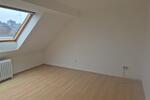 Dachgeschoßwohnung Remscheid - 2 Zimmer, 75 m&sup2;, 500&euro; | Angebot:24398812