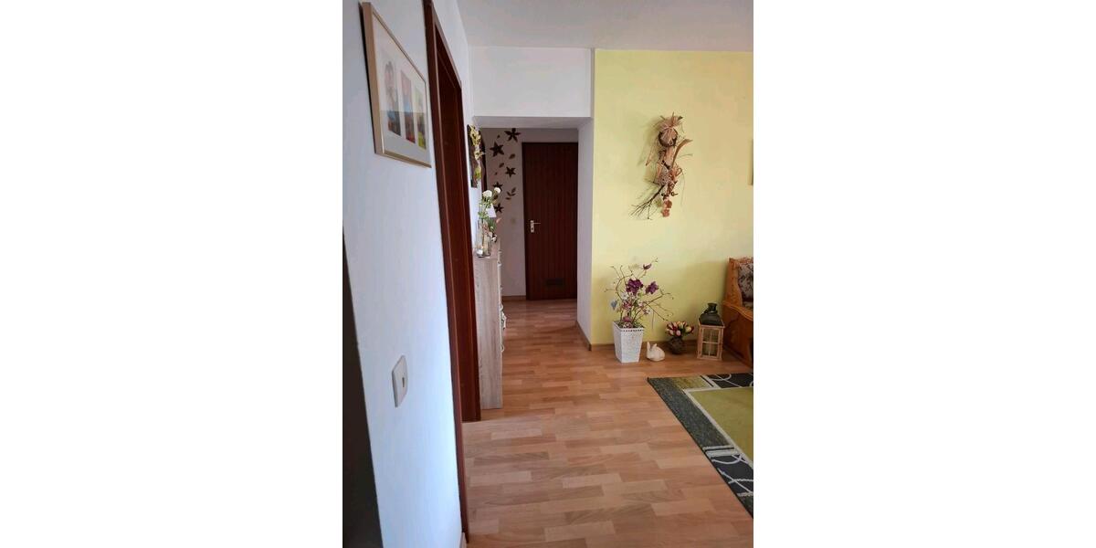 Erdgeschoßwohnung Pressig - 3 Zimmer, 77 m&sup2;, 535&euro; | Angebot:25965304