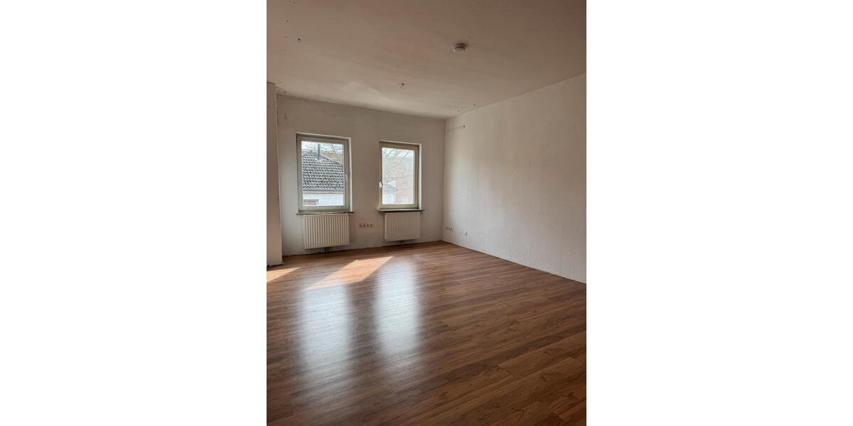 Wohnen auf Zeit Wilhelmshaven - 5 Zimmer, 165 m&sup2;, 300&euro; | Angebot:25956971