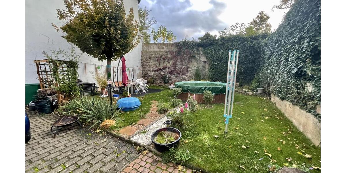 Möblierte 1-Raum Atelierwohnung mit Echtholzboden im ruhigen Hinterhaus - Etagenwohnung Gera Pforten | Angebot:26232900