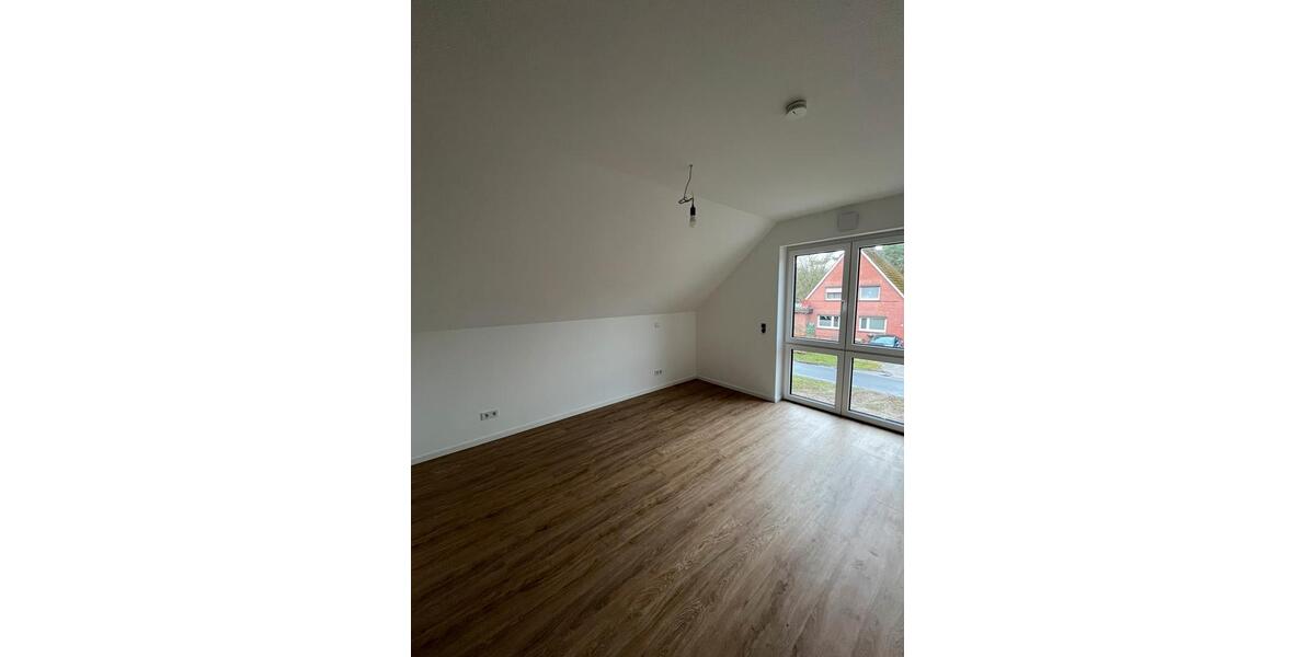 Einfamilienhaus Zeven - 6 Zimmer, 165 m&sup2;, 1.800&euro; | Angebot:23841219