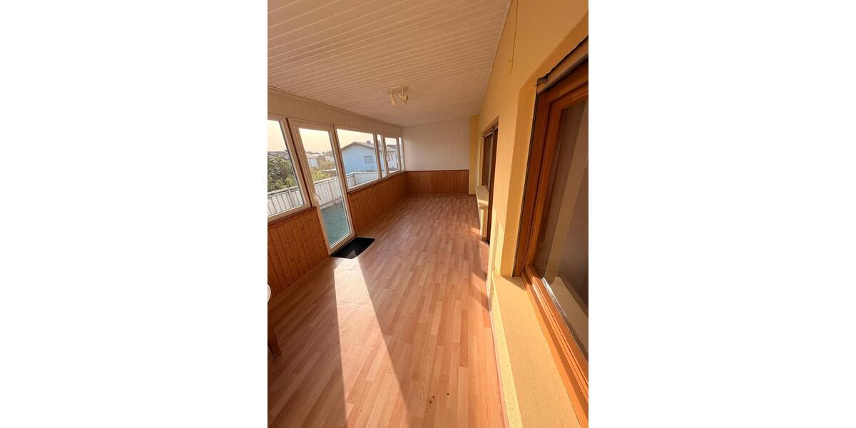 Etagenwohnung Stadtallendorf - 4 Zimmer, 85 m&sup2;, 980&euro; | Angebot:26699253