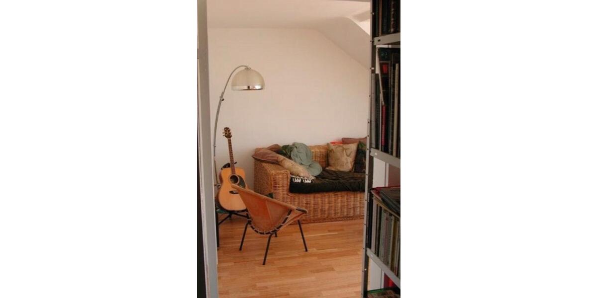 Dachgeschoßwohnung Hamburg Altona-Nord - 2 Zimmer, 55 m&sup2;, 600&euro; | Angebot:25873437