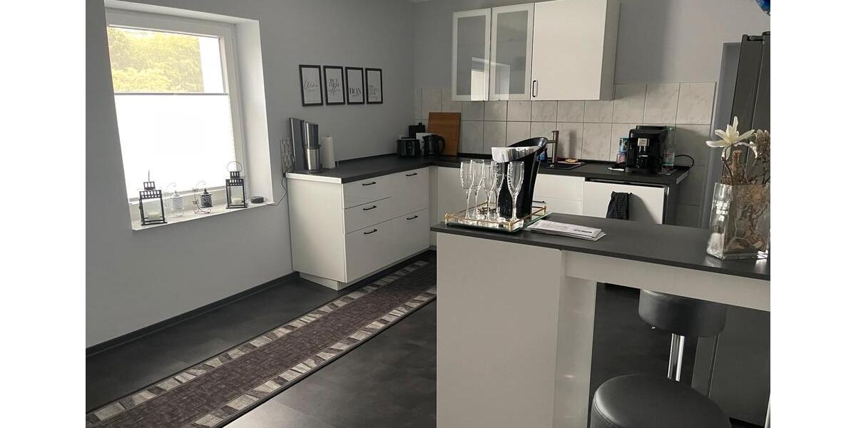 Freistehendes Einfamilienhaus mit großem Garten zur Miete 5 zimmer