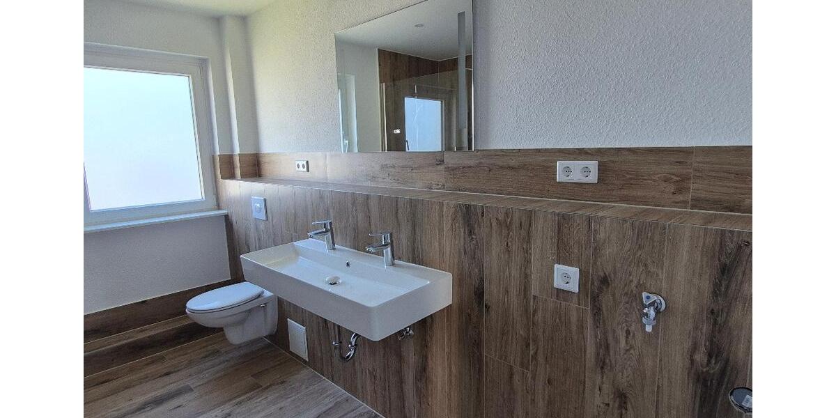 Etagenwohnung Celle Neustadt/Heese - 4 Zimmer, 106 m&sup2;, 1.003&euro; | Angebot:26266475