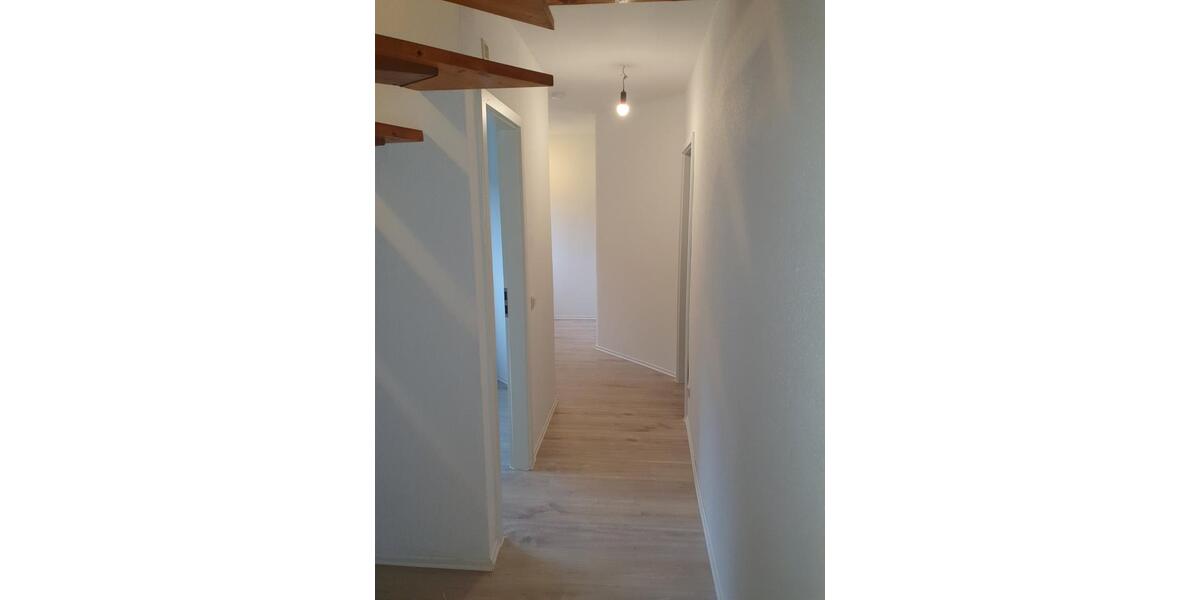 Wohnen im historischen Bahnhof von Erpel 3 zimmer