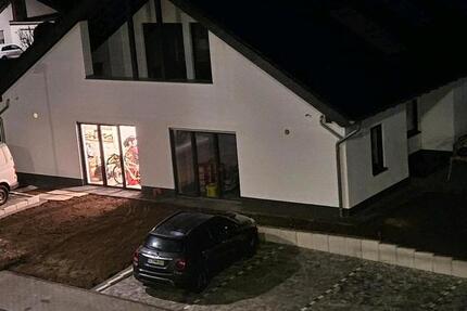 Wohnung Heimbach - 2 Zimmer, 88 m&sup2;, 1.356&euro; | Angebot:25907484