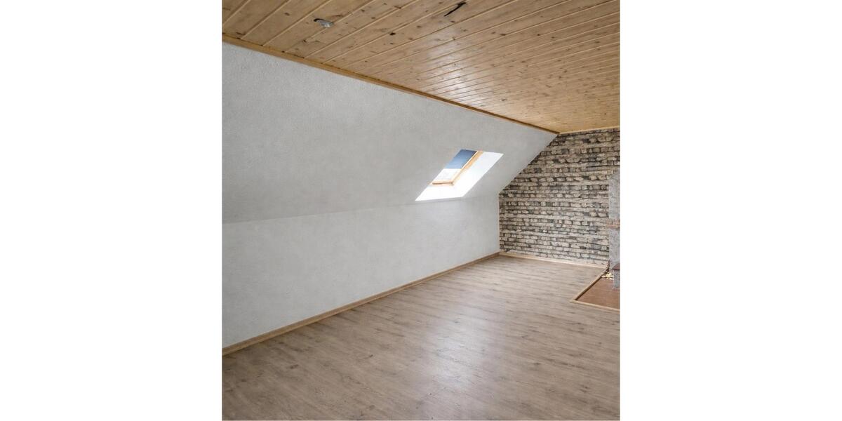 Dachgeschoßwohnung Albisheim (Pfrimm) - 3 Zimmer, 92 m&sup2;, 1.300&euro; | Angebot:25982058