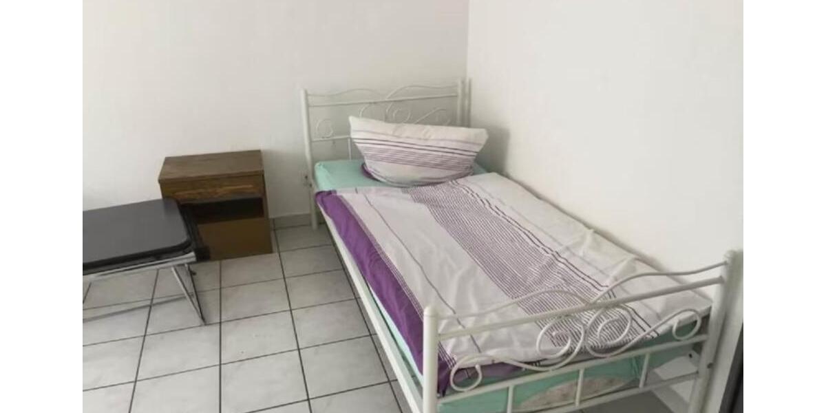 Wohnen auf Zeit Düsseldorf Oberbilk - 3 Zimmer, 60 m&sup2;, 15&euro; | Angebot:24784438