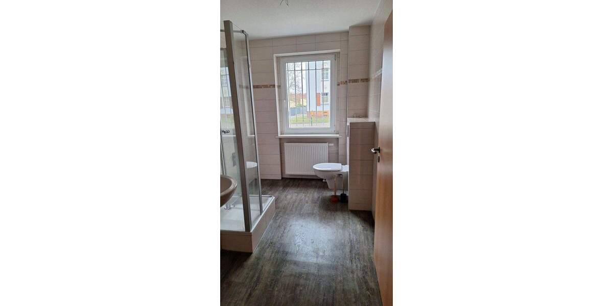 Etagenwohnung Eberswalde - 3 Zimmer, 65 m&sup2;, 670&euro; | Angebot:24678921