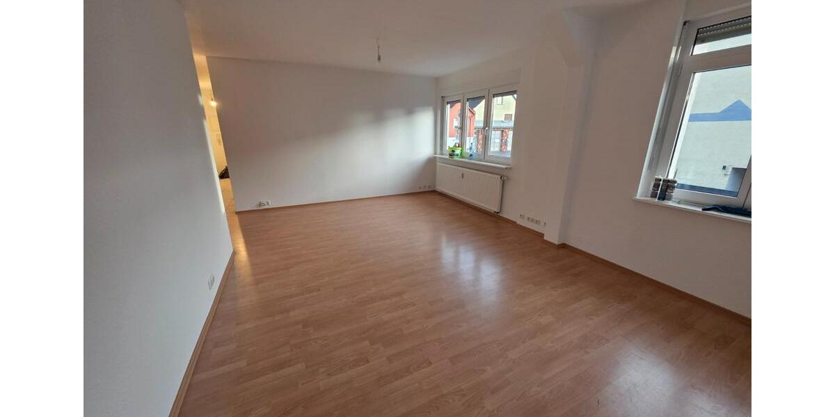 Etagenwohnung Karben - 3 Zimmer, 86 m&sup2;, 850&euro; | Angebot:25515620