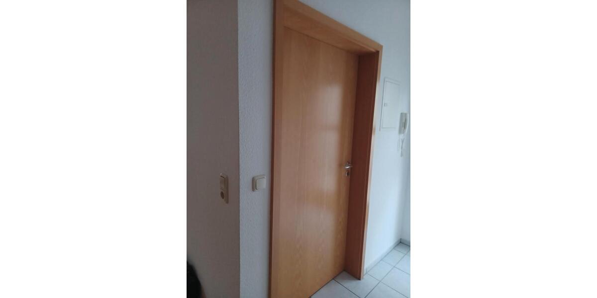 Etagenwohnung Altenburg - 2 Zimmer, 45 m&sup2;, 320&euro; | Angebot:26699996