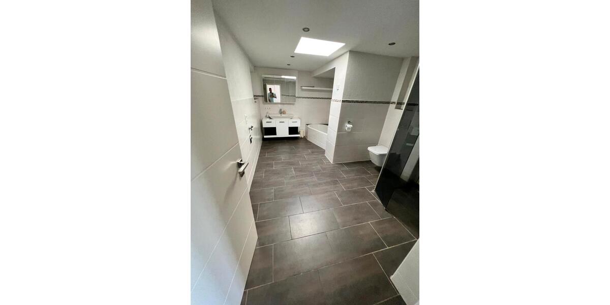 Einfamilienhaus Varrel - 4 Zimmer, 160 m&sup2;, 850&euro; | Angebot:24797811