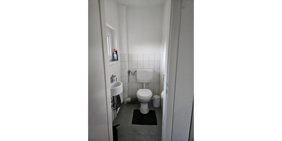 Erdgeschoßwohnung Lehrte - 3 Zimmer, 105 m&sup2;, 1.400&euro; | Angebot:26019378