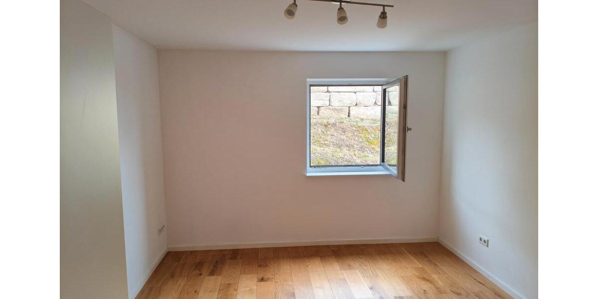 Maisonettenwohnung Rechtmehring - 5 Zimmer, 143 m&sup2;, 1.700&euro; | Angebot:26083651