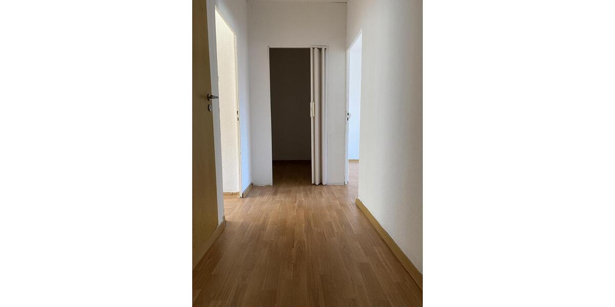 Etagenwohnung Oschersleben (Bode) - 3 Zimmer, 65 m&sup2;, 402&euro; | Angebot:26556579