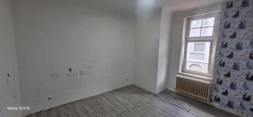 Etagenwohnung Mönchengladbach Süd - 3 Zimmer, 100 m&sup2;, 1.850&euro; | Angebot:26023445