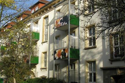 Neuer Wohnungsschlüssel unter dem Weihnachtsbaum! zimmer