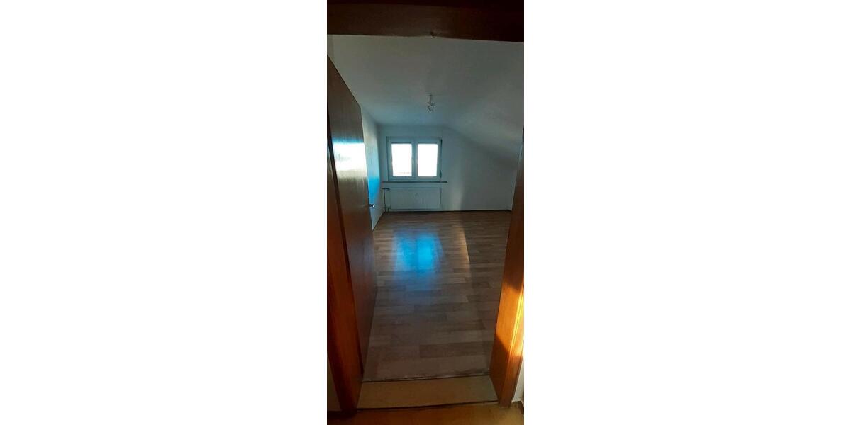Etagenwohnung Fahrenbach - 2 Zimmer, 53 m&sup2;, 500&euro; | Angebot:26490177