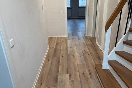 Wohnung Neustadt (Hessen) - 3 Zimmer, 90 m&sup2;, 980&euro; | Angebot:26537441