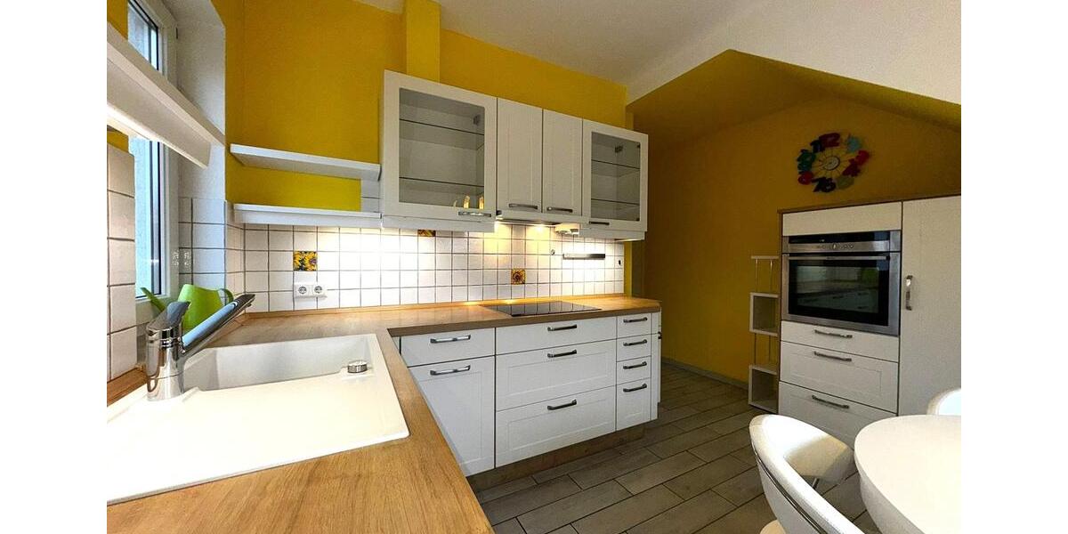 Dachgeschoßwohnung Wiesbaden Mainz-Kastel - 2 Zimmer, 65 m&sup2;, 1.150&euro; | Angebot:26381967