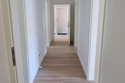 Wohnung Eberbach - 3 Zimmer, 77 m&sup2;, 960&euro; | Angebot:27619736