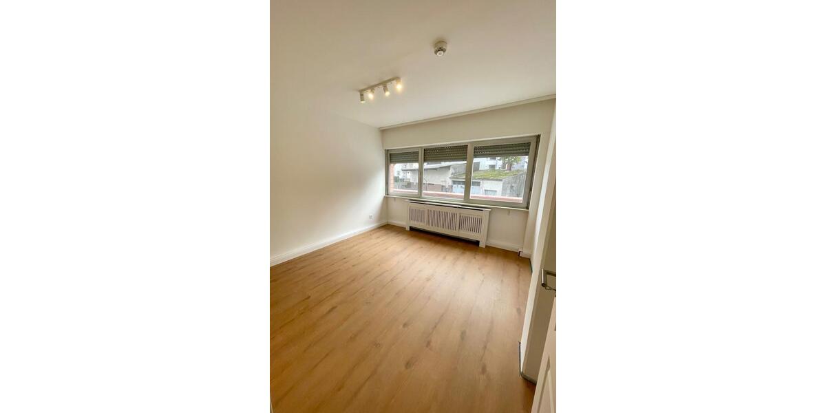 Etagenwohnung Homburg - 2 Zimmer, 67 m&sup2;, 780&euro; | Angebot:26531603