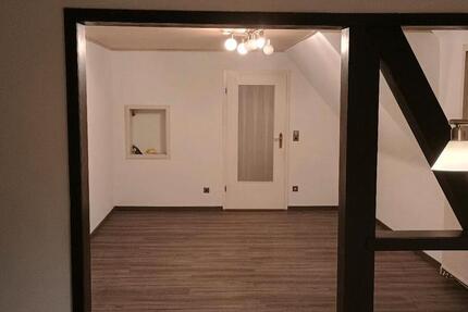 Wohnung Eschenburg - 4 Zimmer, 126 m&sup2;, 1.200&euro; | Angebot:26618310