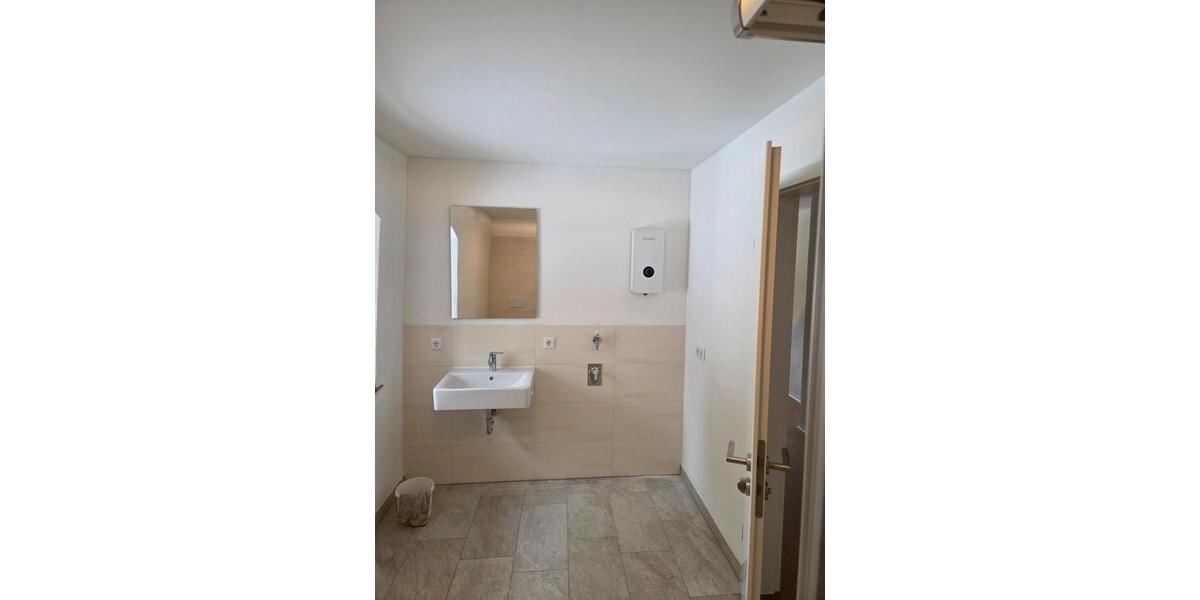 Etagenwohnung Greding - 2 Zimmer, 87 m&sup2;, 890&euro; | Angebot:24335382