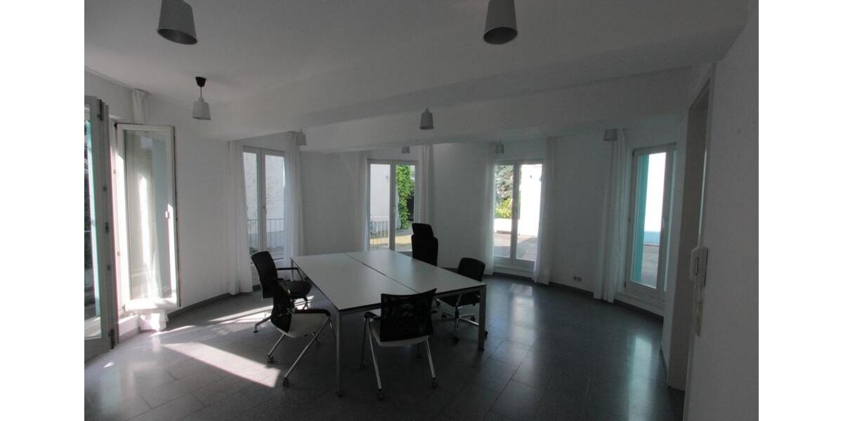 Kleines Büro 6-8 Arbeitsplätze Praxis Studio Loft zimmer