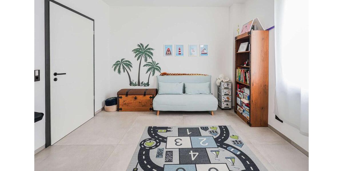 Einfamilienhaus Kehl - 3 Zimmer, 138 m&sup2;, 2.990&euro; | Angebot:26348641