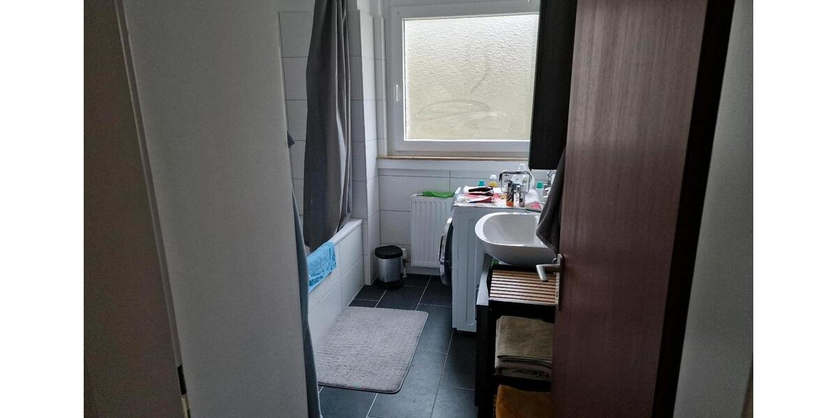 Etagenwohnung Erkrath - 4 Zimmer, 79 m&sup2;, 820&euro; | Angebot:25023210