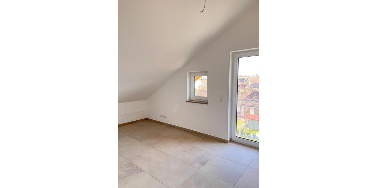 Doppelhaushälfte Egmating - 7 Zimmer, 174 m&sup2;, 2.500&euro; | Angebot:25384338