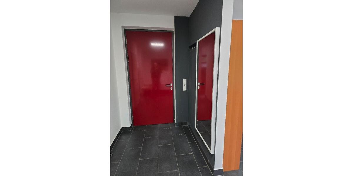 Etagenwohnung Saarbrücken West - 1 Zimmer, 43 m&sup2;, 700&euro; | Angebot:26047348