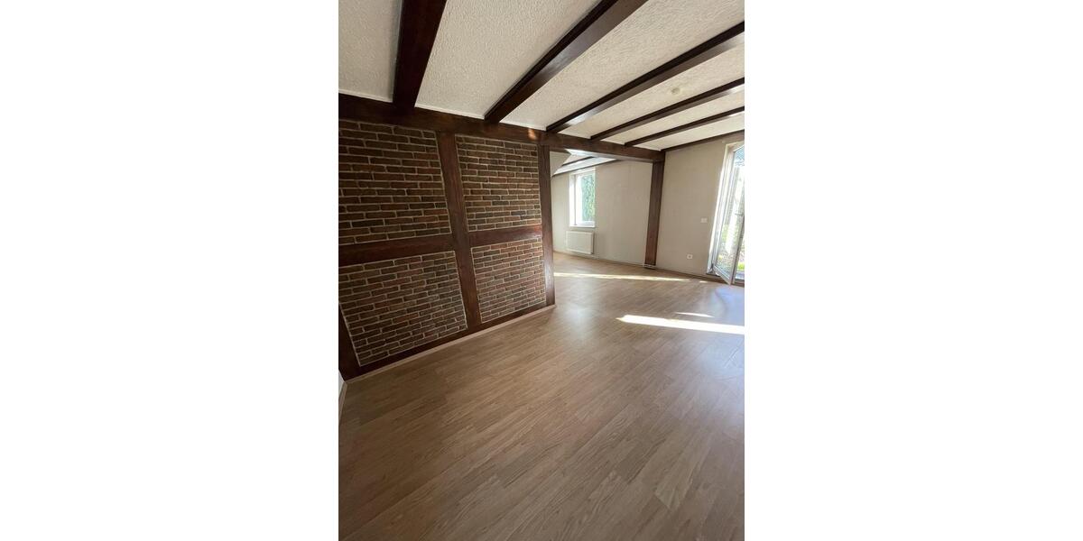 Etagenwohnung Helmstedt - 4 Zimmer, 137 m&sup2;, 1.097&euro; | Angebot:25899828