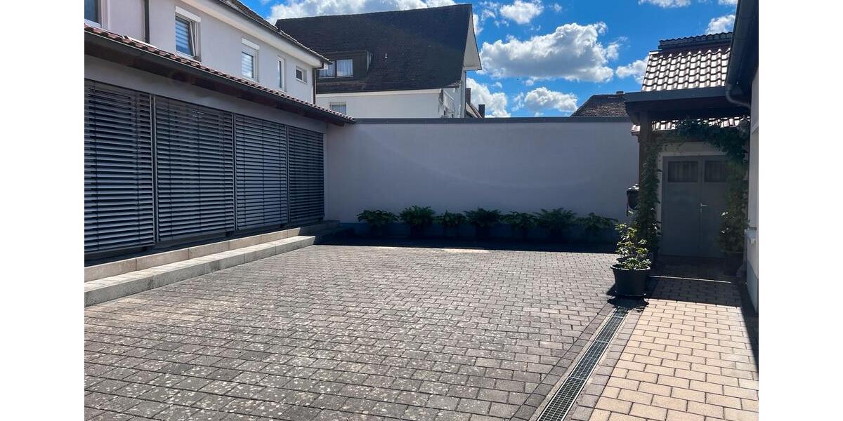 Erdgeschoßwohnung Weißenburg in Bayern - 4 Zimmer, 104 m&sup2;, 1.000&euro; | Angebot:24670401