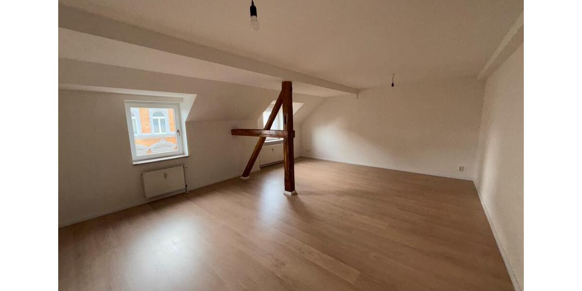 Dachgeschoßwohnung Magdeburg - 3 Zimmer, 118 m&sup2;, 1.105&euro; | Angebot:23648372