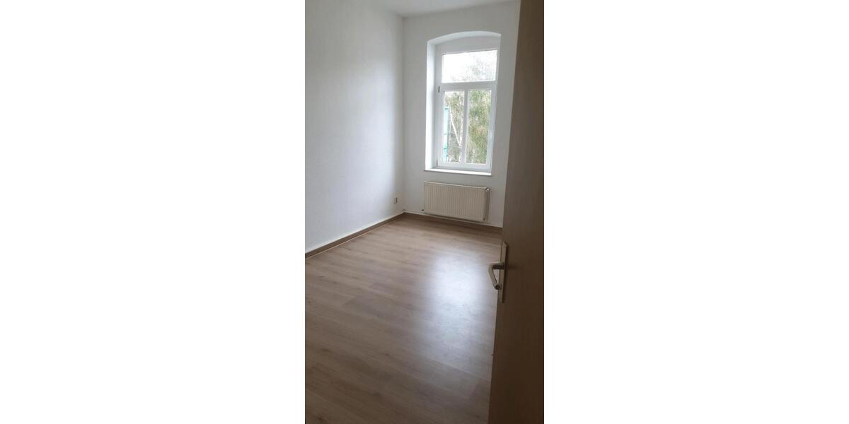 Etagenwohnung Schmölln - 2 Zimmer, 56 m&sup2;, 420&euro; | Angebot:26464907