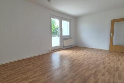 Gemütliche 1-Zimmer-Wohnung mit Balkon und schöner Aussicht zimmer