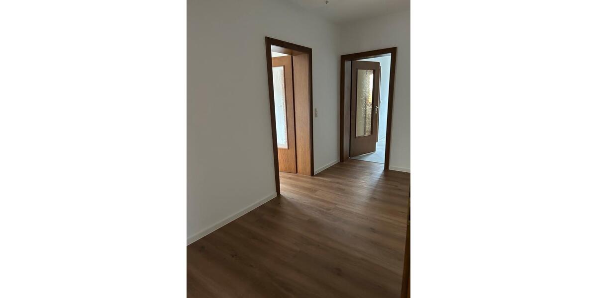 Dachgeschoßwohnung Schieder-Schwalenberg Schwalenberg - 3 Zimmer, 80 m&sup2;, 850&euro; | Angebot:24478593